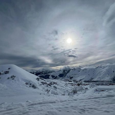Touch The Mountains, Twins Hotel, New Gudauri Exterior photo